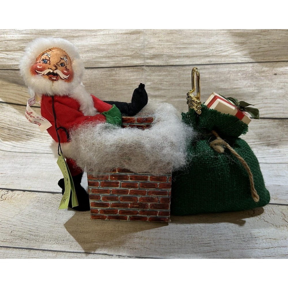 Vintage Annalee Thorndike Mobilitee Santa Going Down Chimney with Hang Tag TubX